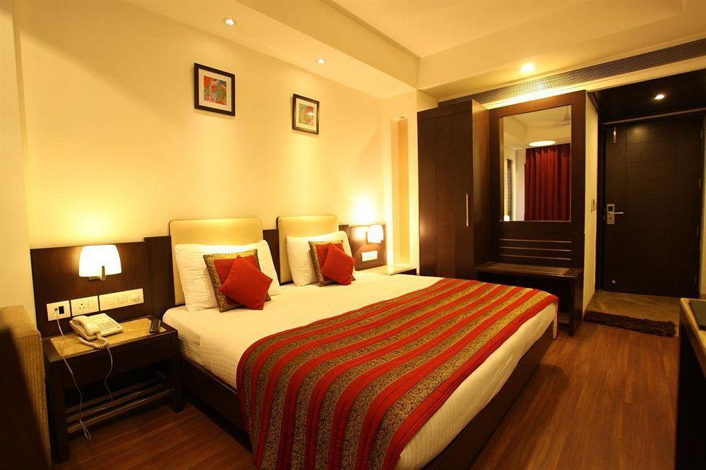 The Prime Balaji Deluxe At New Delhi Railway Station - Free Airport Pickup Hotel Buitenkant foto