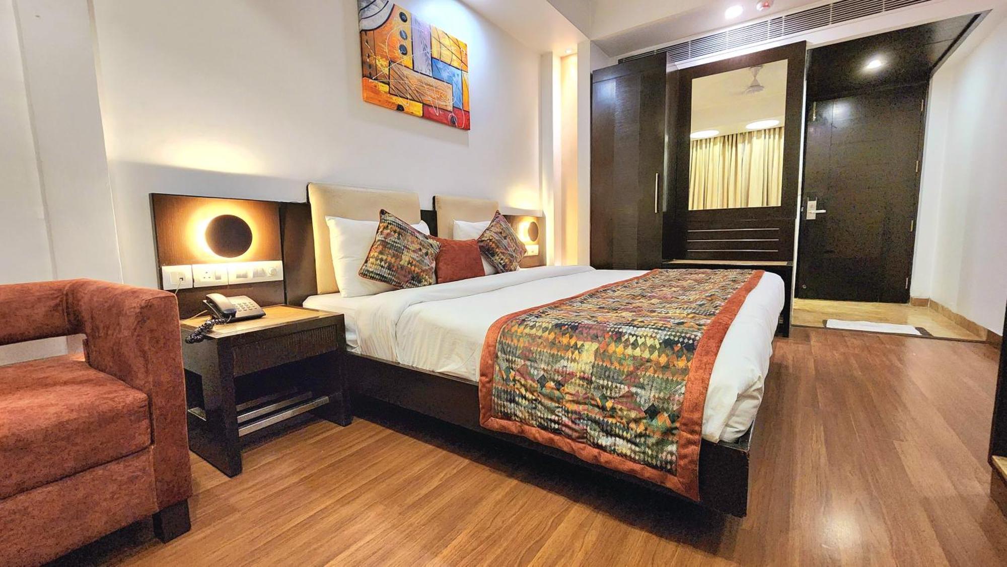 The Prime Balaji Deluxe At New Delhi Railway Station - Free Airport Pickup Hotel Buitenkant foto