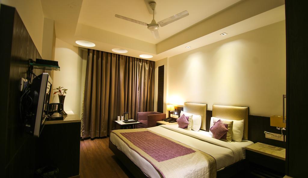 The Prime Balaji Deluxe At New Delhi Railway Station - Free Airport Pickup Hotel Buitenkant foto