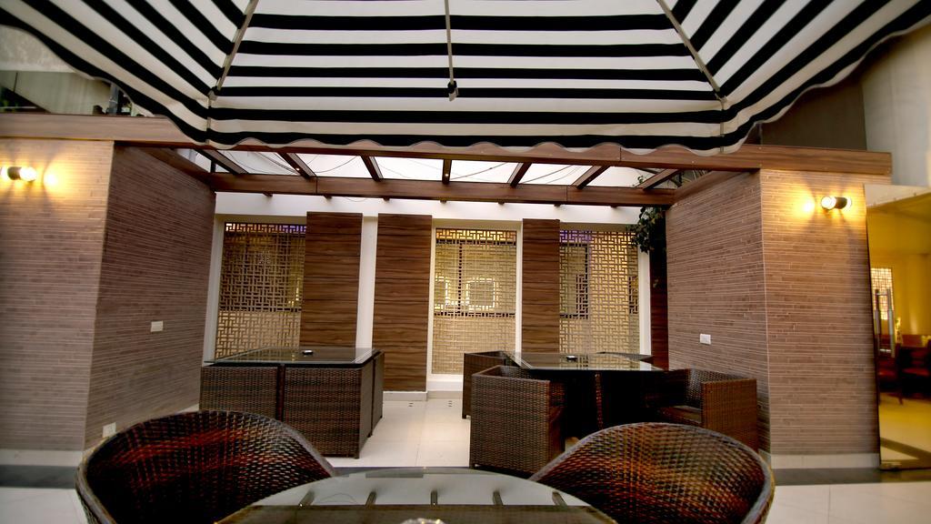 The Prime Balaji Deluxe At New Delhi Railway Station - Free Airport Pickup Hotel Buitenkant foto